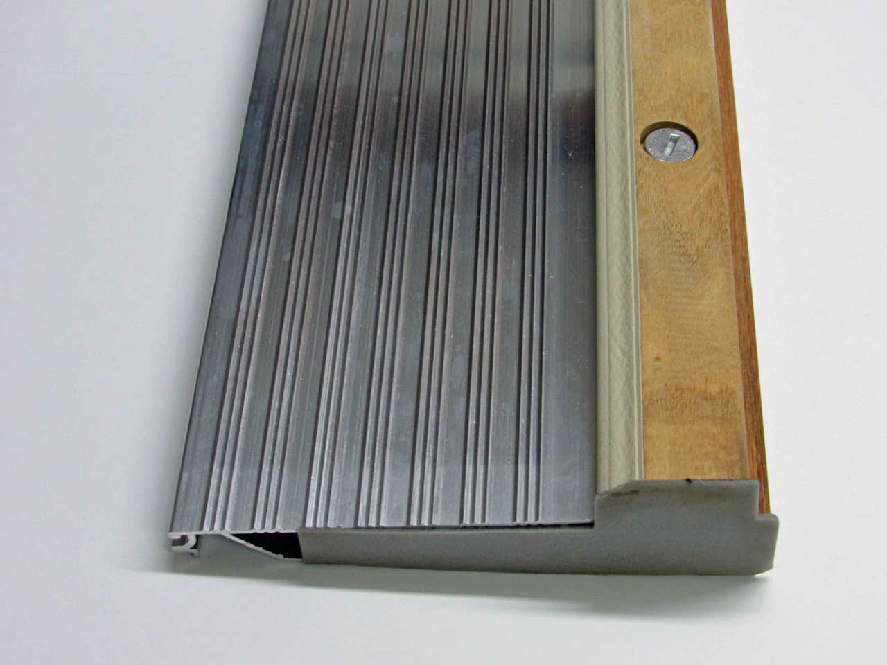 Adjustable Oak and Aluminum Threshold 5-3/4" Wide - Image 4