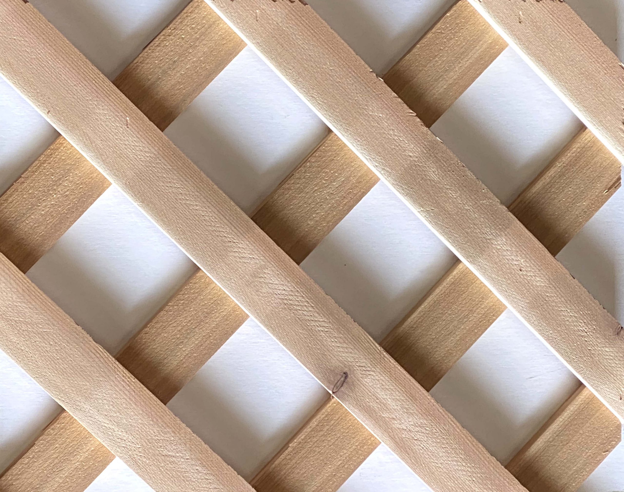 Diagonal Woodway Premium Cedar Garden Lattice - Image 3