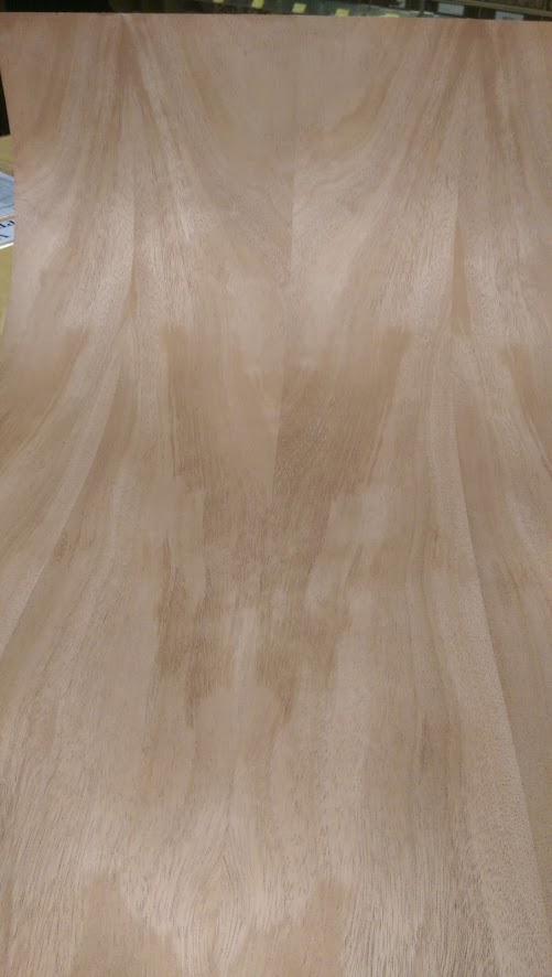 Mahogany (African) Plain-Sliced Wood Veneer - Image 3