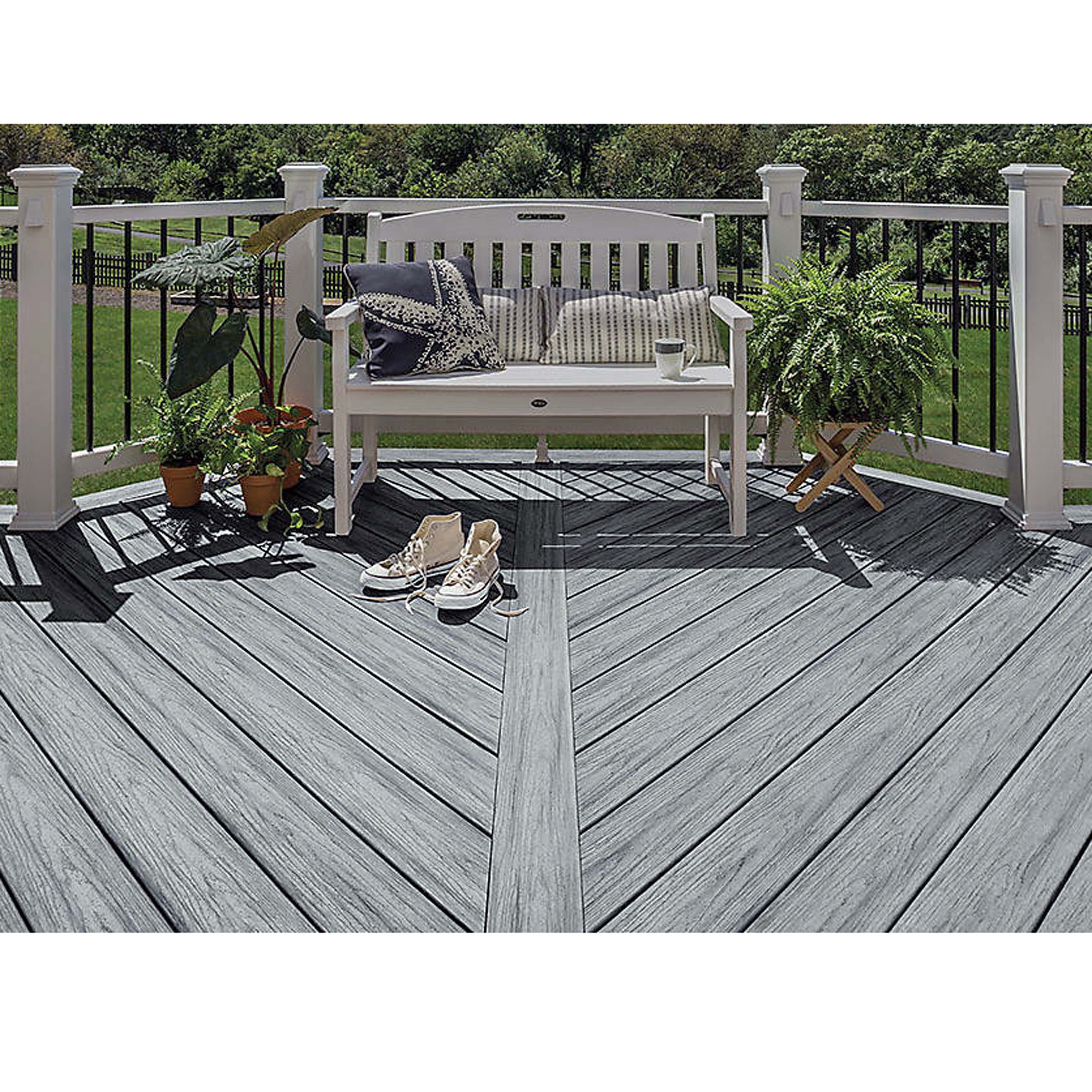 TREX ENHANCED Naturals Decking - Image 2
