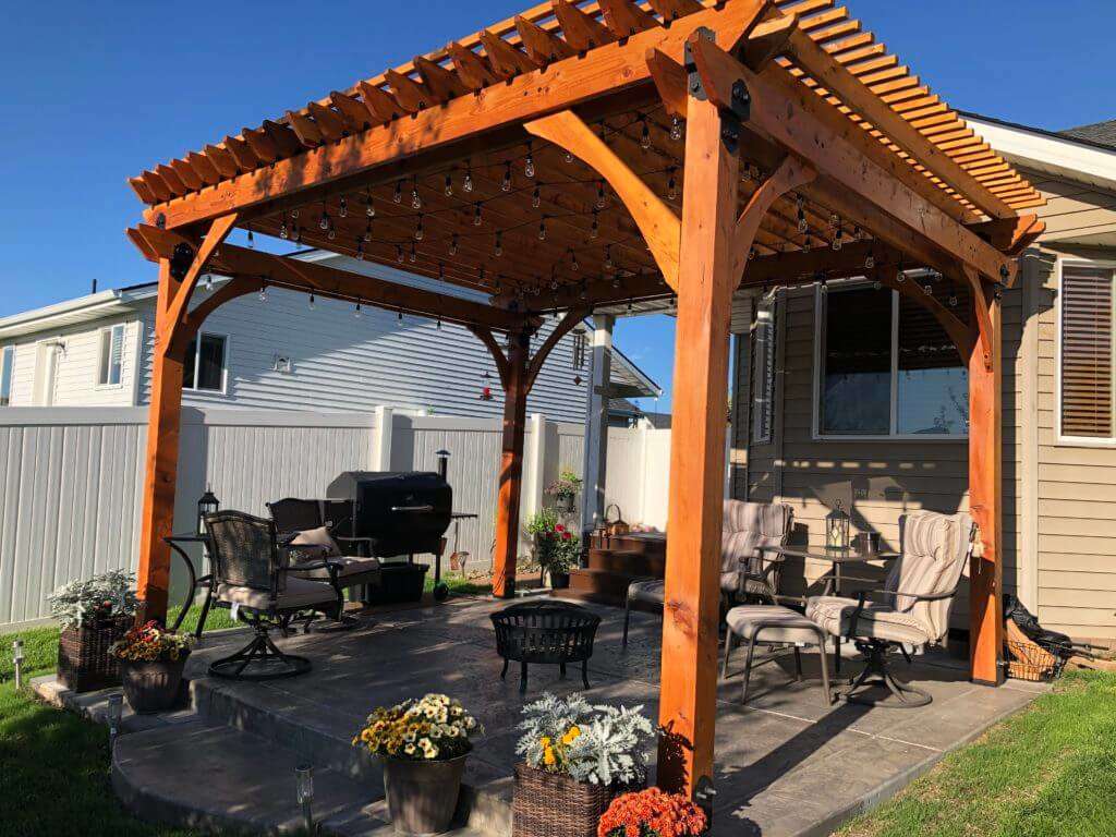 Simpson Accents arbor